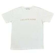 Load image into Gallery viewer, Vintage Saks Fifth Avenue 2003 Embroidered Spell Out T-Shirt Adult Large