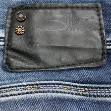 Load image into Gallery viewer, Silver Jeans Eddie Joga Custom Distressed Jeans 31 x 32