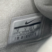 Load image into Gallery viewer, Nike Kyrie 5 Cookies And Cream AO2918-100 Oreo Basketball Sneakers 9 US