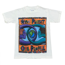 Load image into Gallery viewer, Vintage 1994 Human-I-Tees One Planet, One People T-Shirt Kids Size 10-12