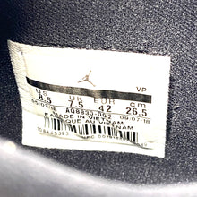 Load image into Gallery viewer, Nike Air Jordan 33 XXXIII AQ8830-002 Utility Blackout Sneakers Men’s 8.5 US