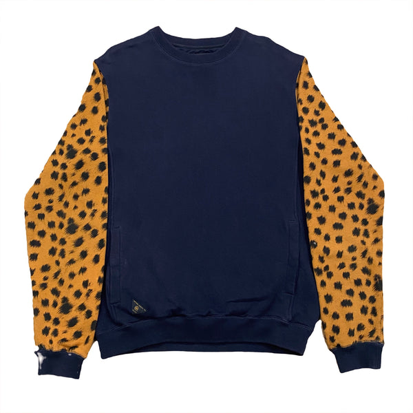 10 Deep Leopard Print Sleeve Crewneck Sweatshirt Large