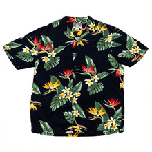 Load image into Gallery viewer, Vintage Kalaheo Floral Hawaiian Shirt Medium