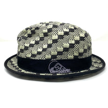 Load image into Gallery viewer, Vintage 90’s Quiksilver Woven Straw Checker Plaid Lined Pinch Front Fedora Hat Small/Medium (Like New)