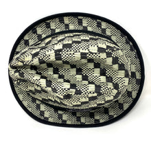 Load image into Gallery viewer, Vintage 90’s Quiksilver Woven Straw Checker Plaid Lined Pinch Front Fedora Hat Small/Medium (Like New)