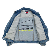 Load image into Gallery viewer, Vintage Tommy Hilfiger Tommy Jeans Sailing Gear Denim Trucker Jacket Men’s Small
