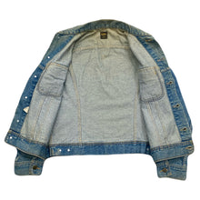 Load image into Gallery viewer, Vintage 80’s Lee Denim Made In Canada Trucker Jacket Men’s 42 R
