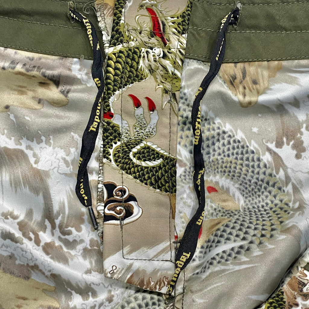 Vintage Y2K Tapout Dragon Embroidered MMA Fight Training Board Shorts Men’s 43
