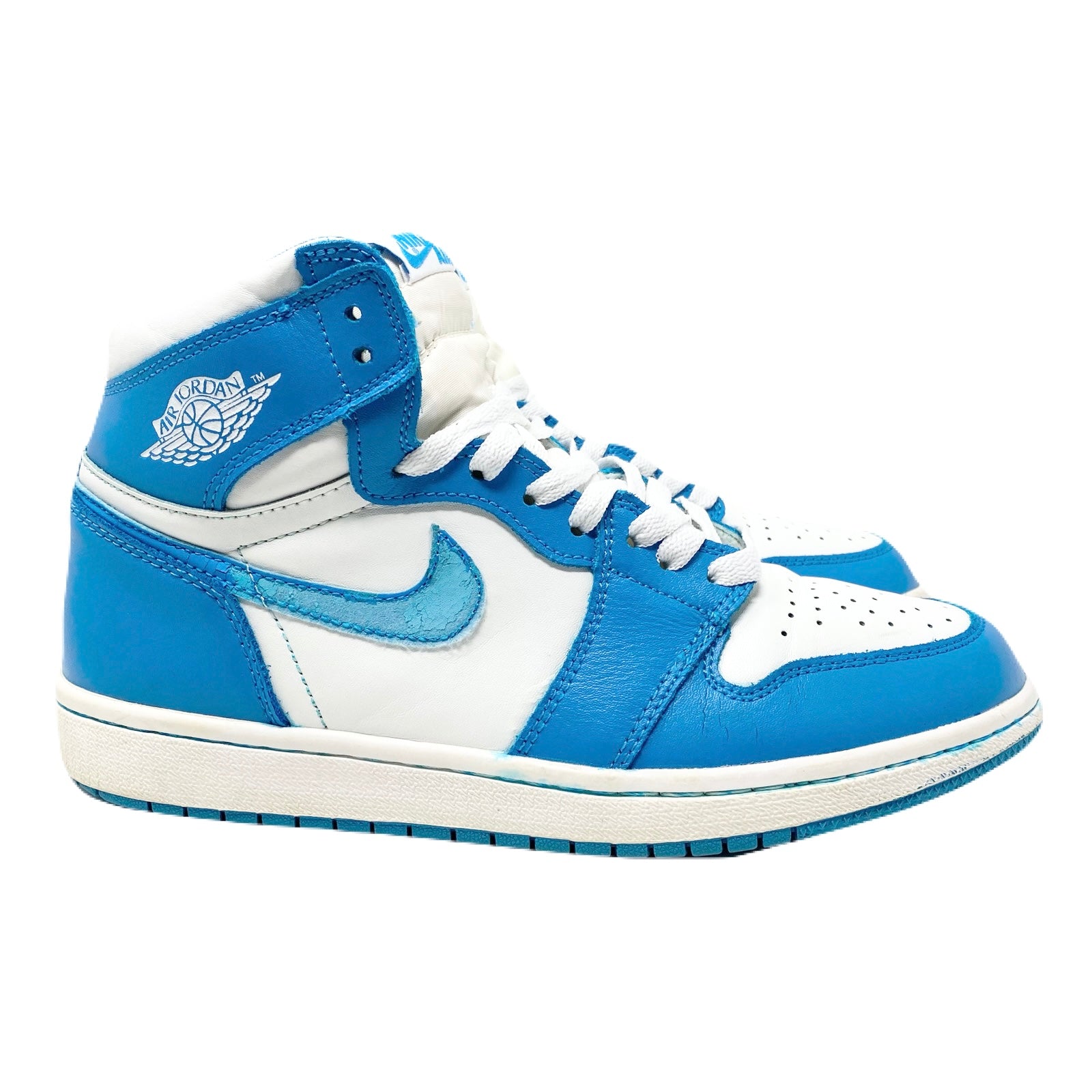 Nike Air Jordan 1 Retro High OG UNC North Carolina 555088-117 2016 Sneakers 9.5