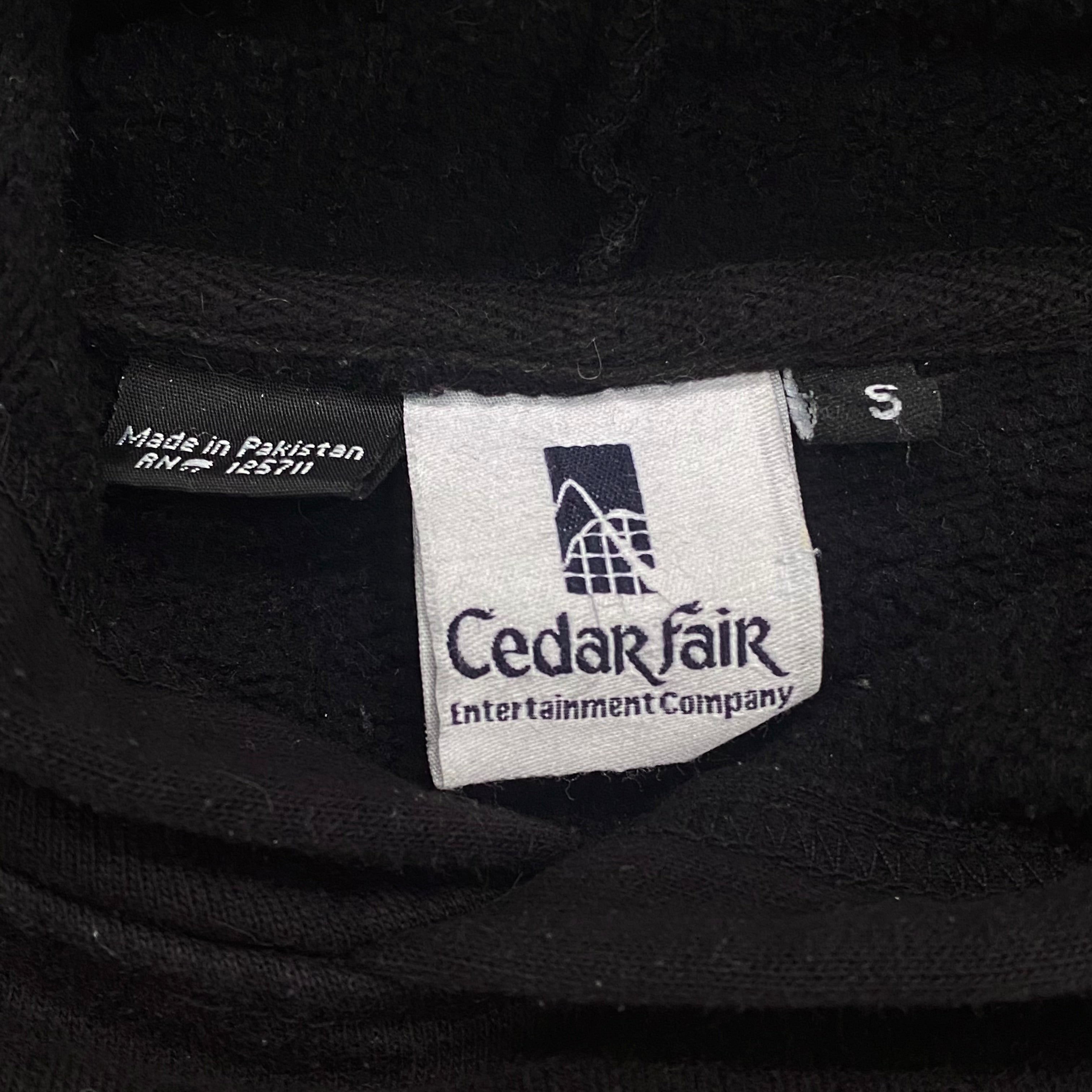 Canada’s Wonderland Behemoth Rollercoaster Hoodie Small