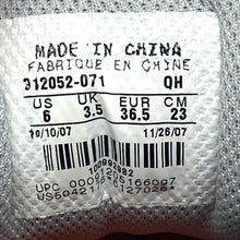 Load image into Gallery viewer, Nike Air Max 90 Cocktail 312052-071 Sneakers Women’s 6 US
