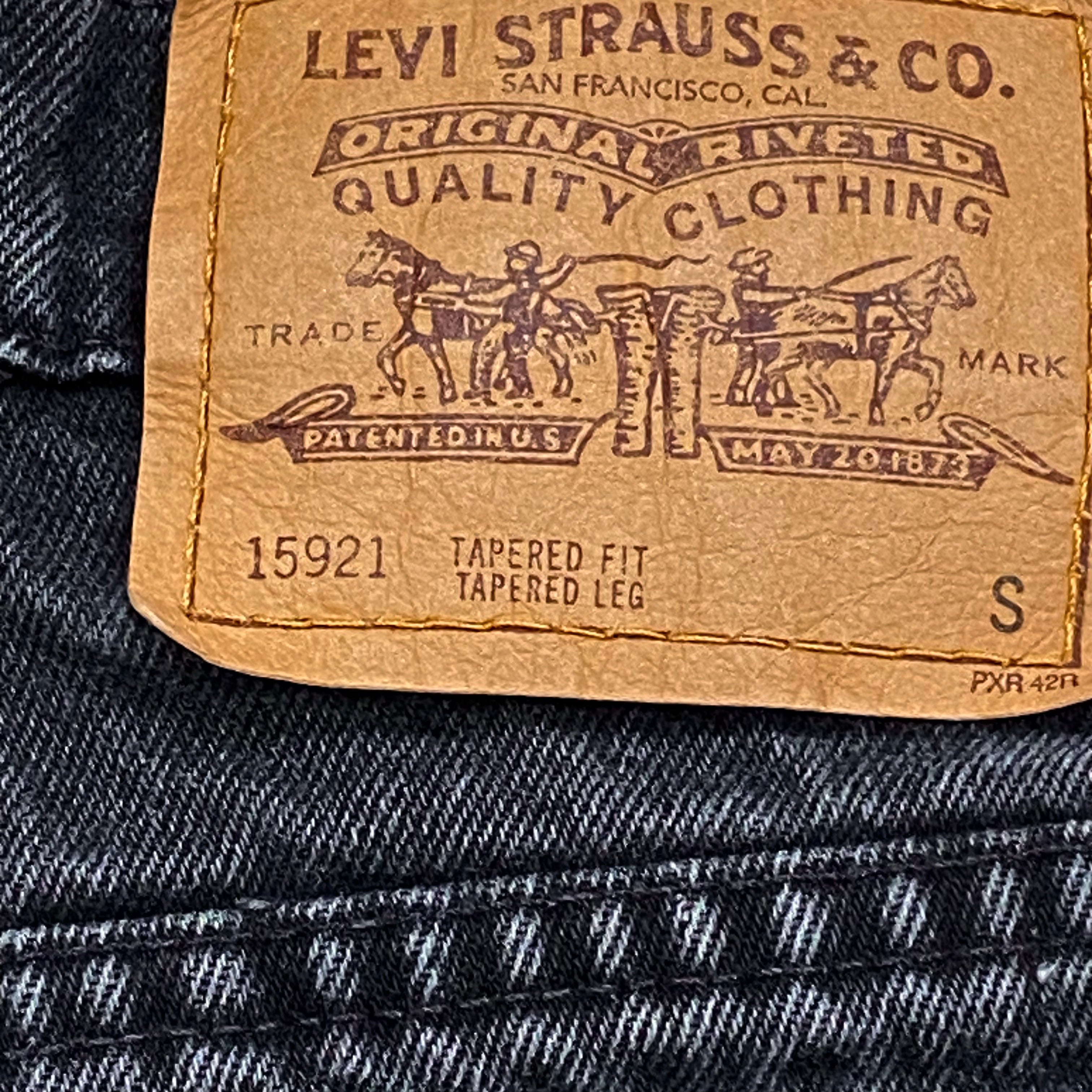 Vintage Levi’s Levis Orange Tab Black Distressed Cutoff Denim Jean Shorts Small