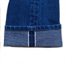 Load image into Gallery viewer, Naked &amp; Famous x Frank &amp; Oak Indigo Japanese Raw Selvedge with Twisted Weft Jeans 32
