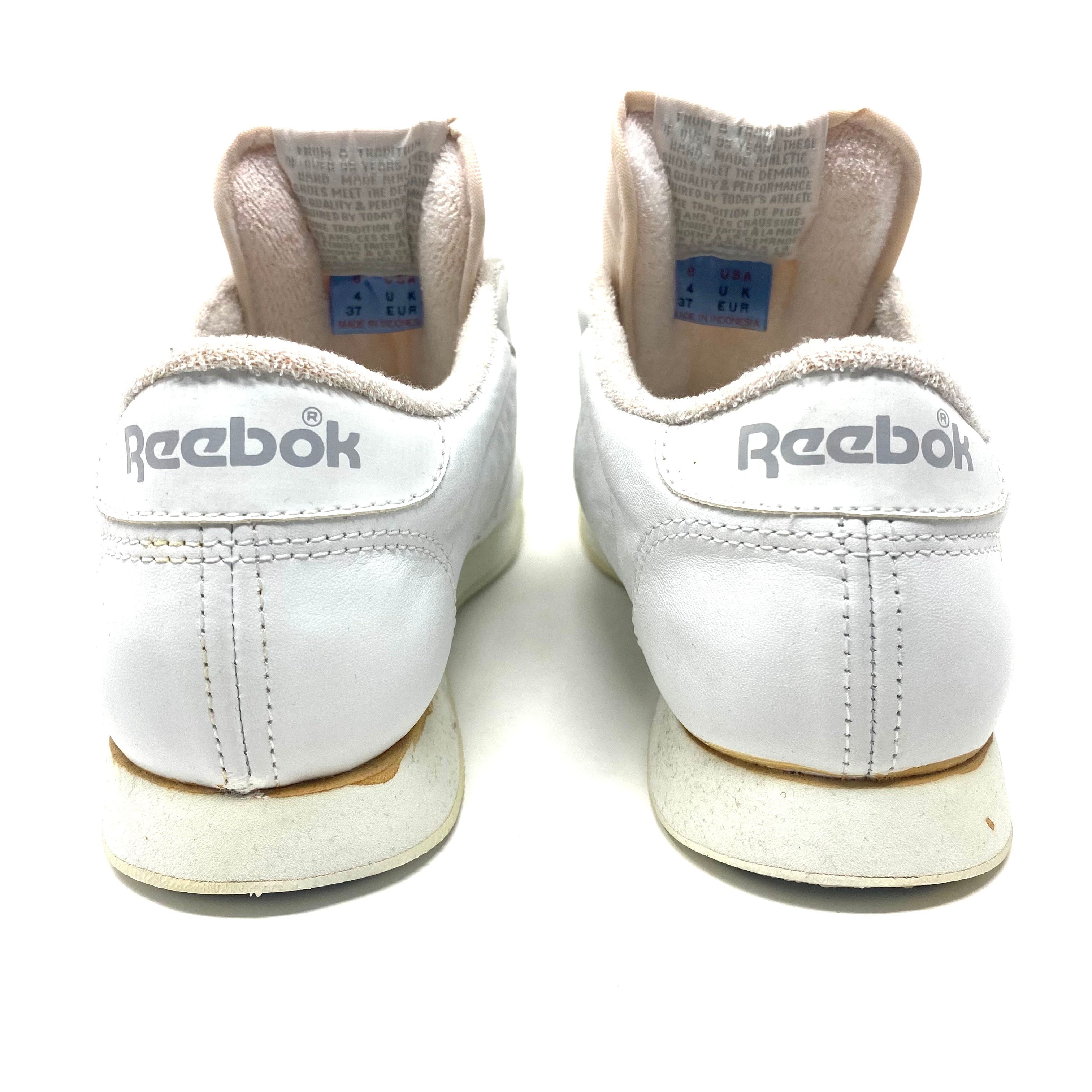 Vintage 90’s Reebok Princess Sneakers Women’s 6 US With Box