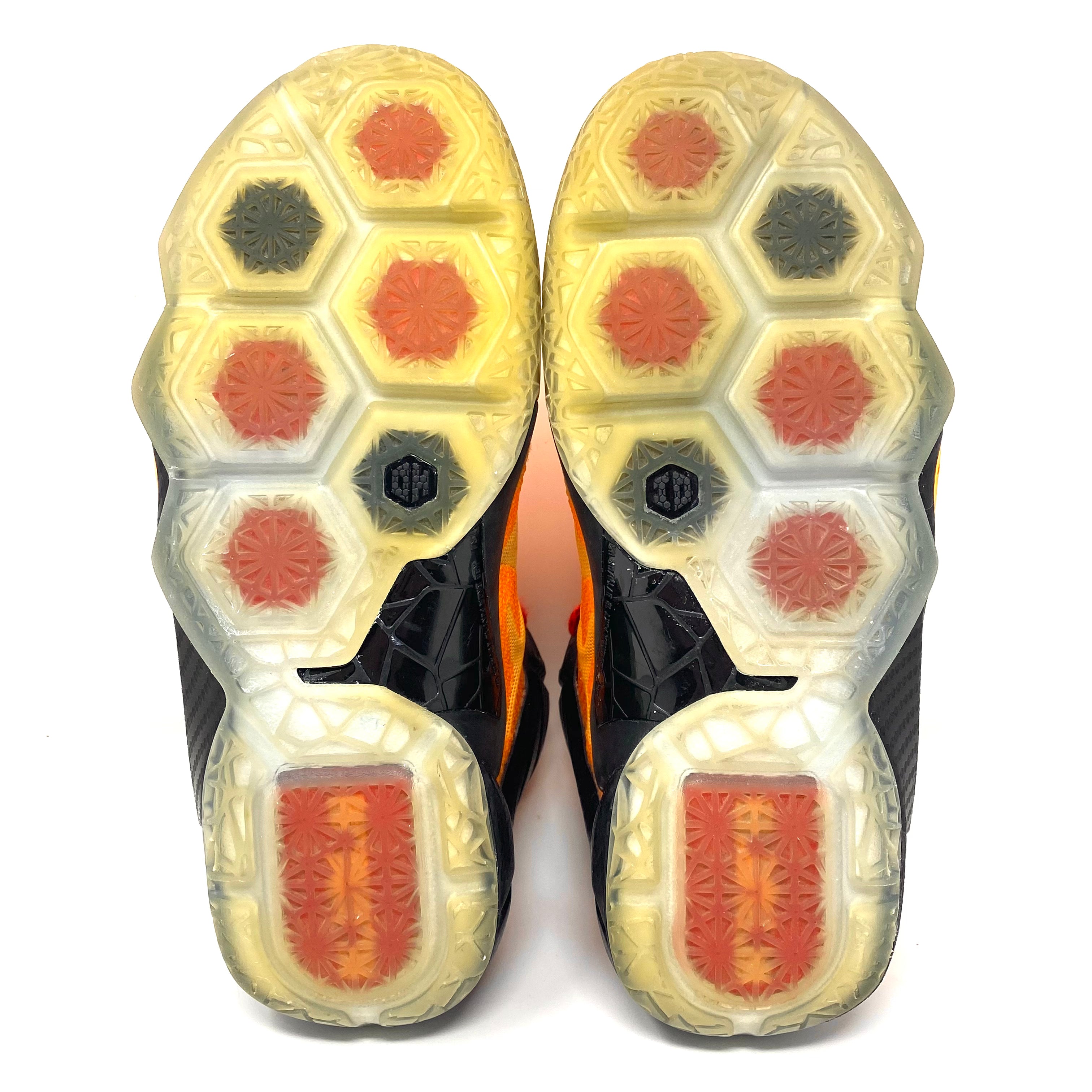 Nike LeBron 12 XII GS Laser Orange Witness 685181-830 Basketball Sneakers 7Y