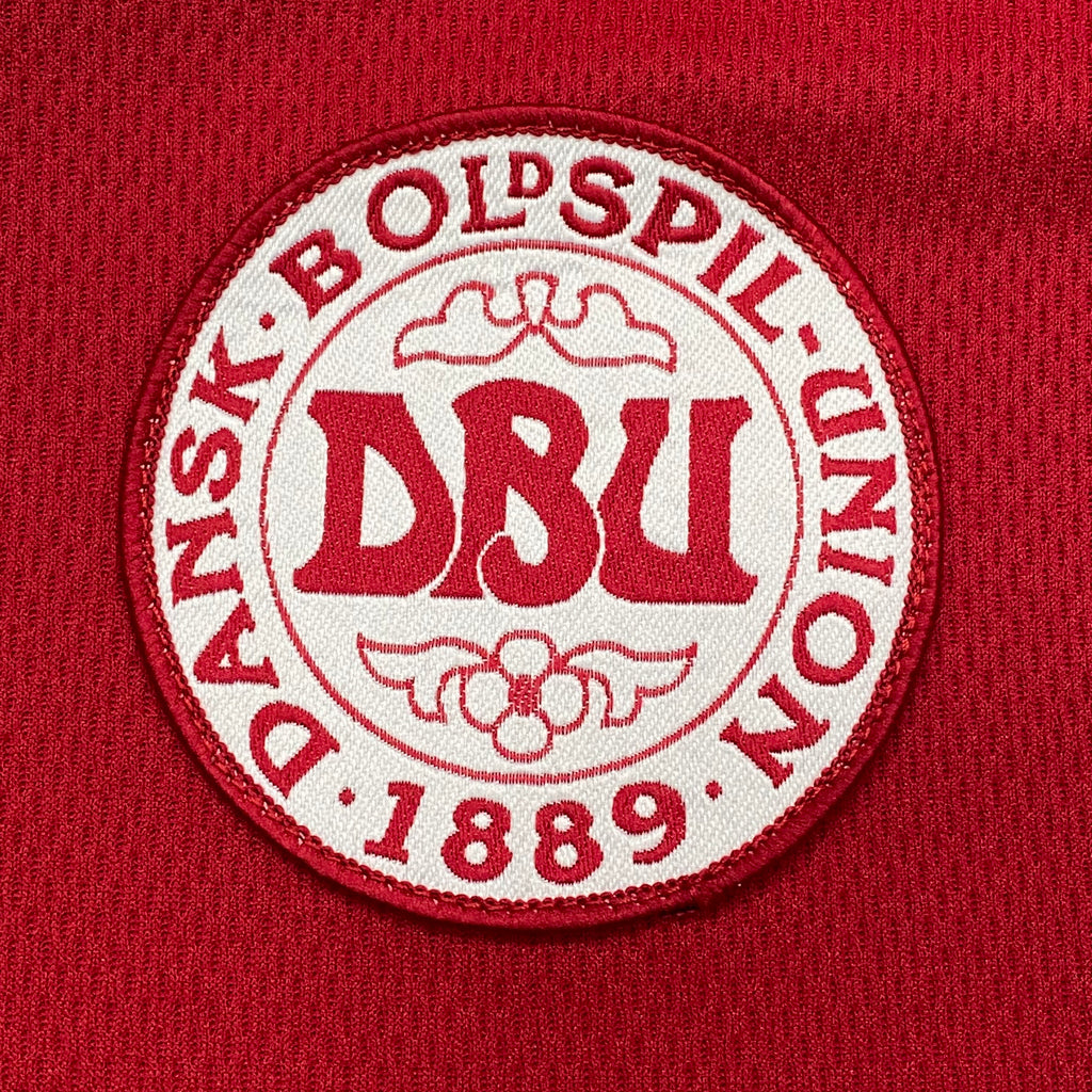 Vintage Hummel 2002 Denmark Soccer Football Jersey Men's Large