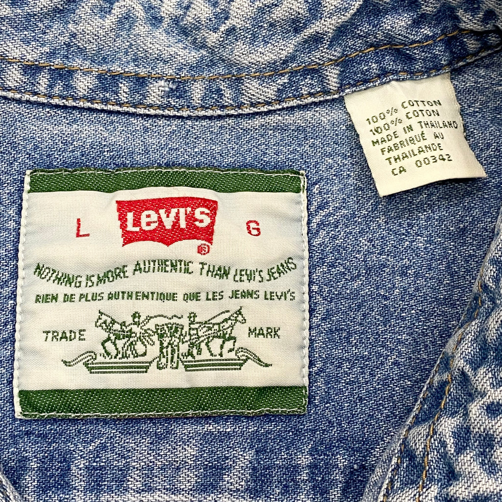 Vintage Levis Red Tab Metal Button Medium Wash Blue Denim Shirt Men’s Large