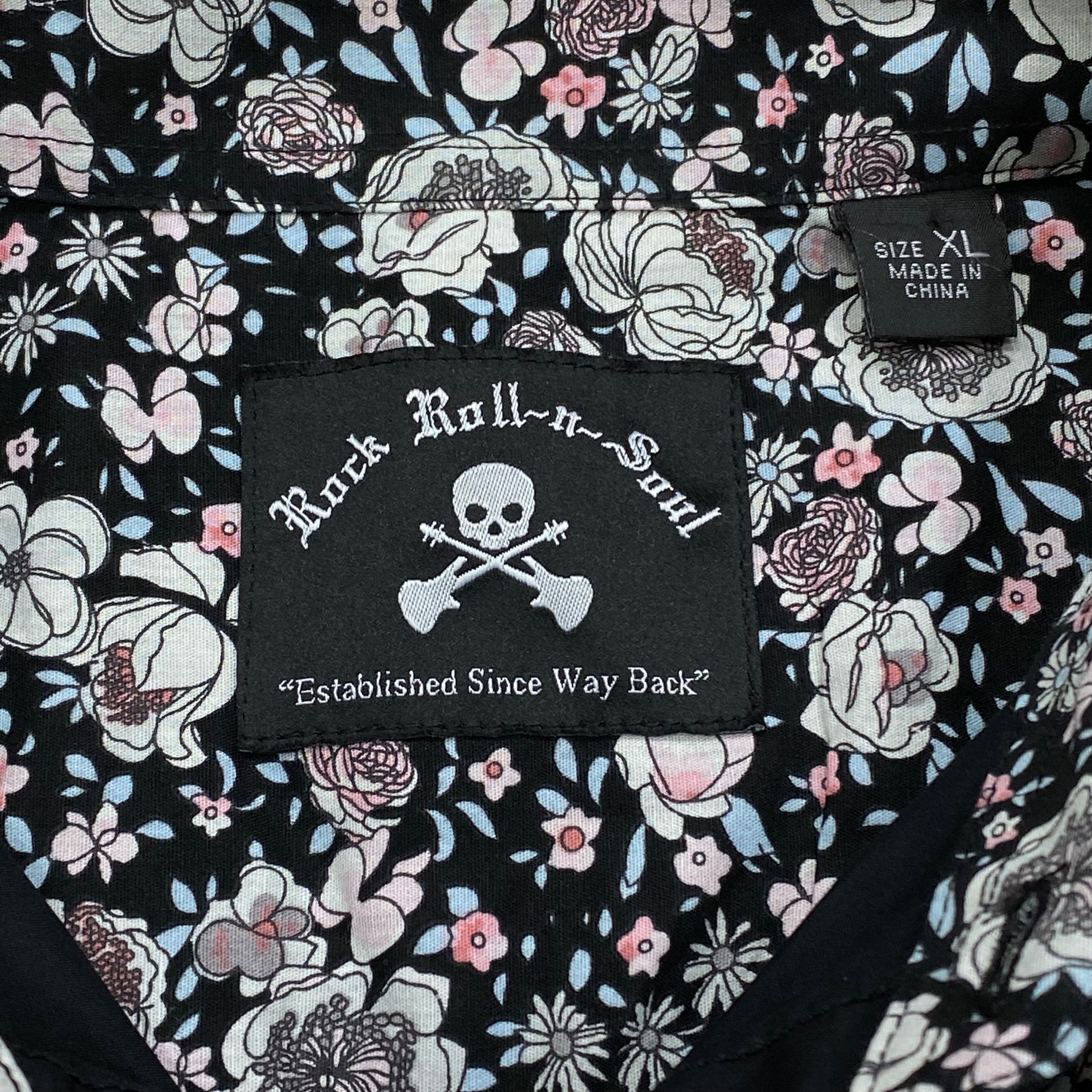 Rock Roll N Soul Embroidered Floral Trim Flip Cuff Long Sleeve Button Up Shirt XL