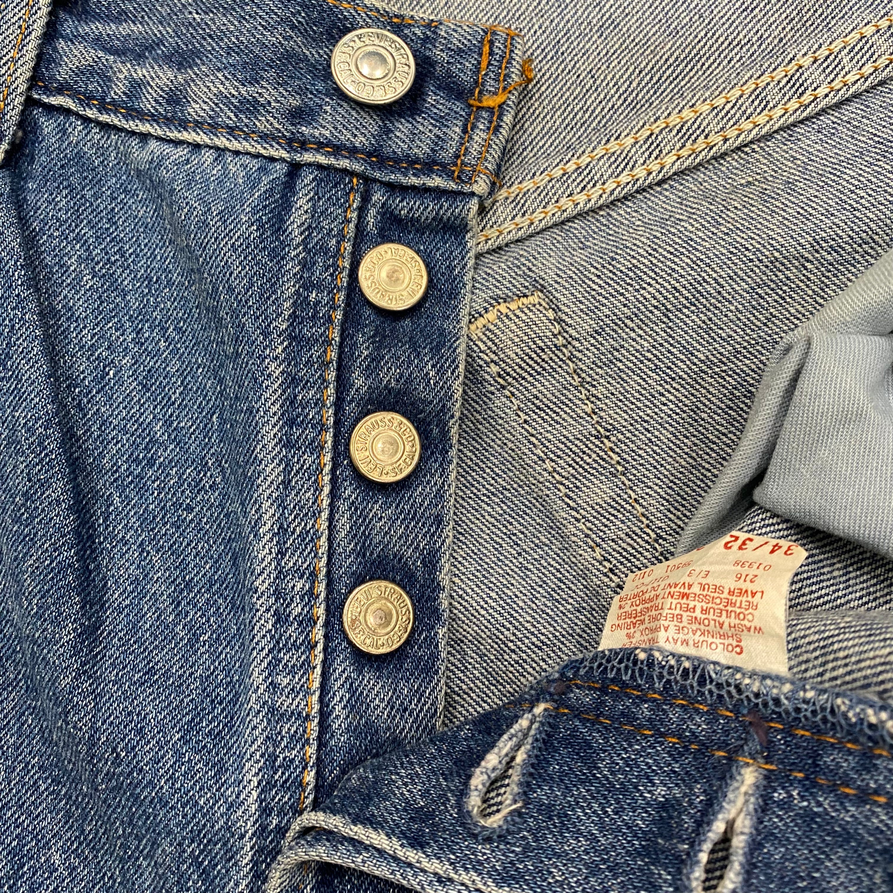 Vintage Levi’s 501 XX Button Fly Medium Wash Jeans 34 x 32