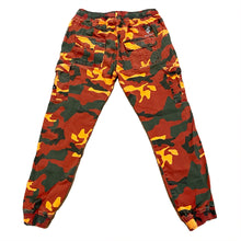 Load image into Gallery viewer, Rocawear Camo Stretch Cargo Pants Medium
