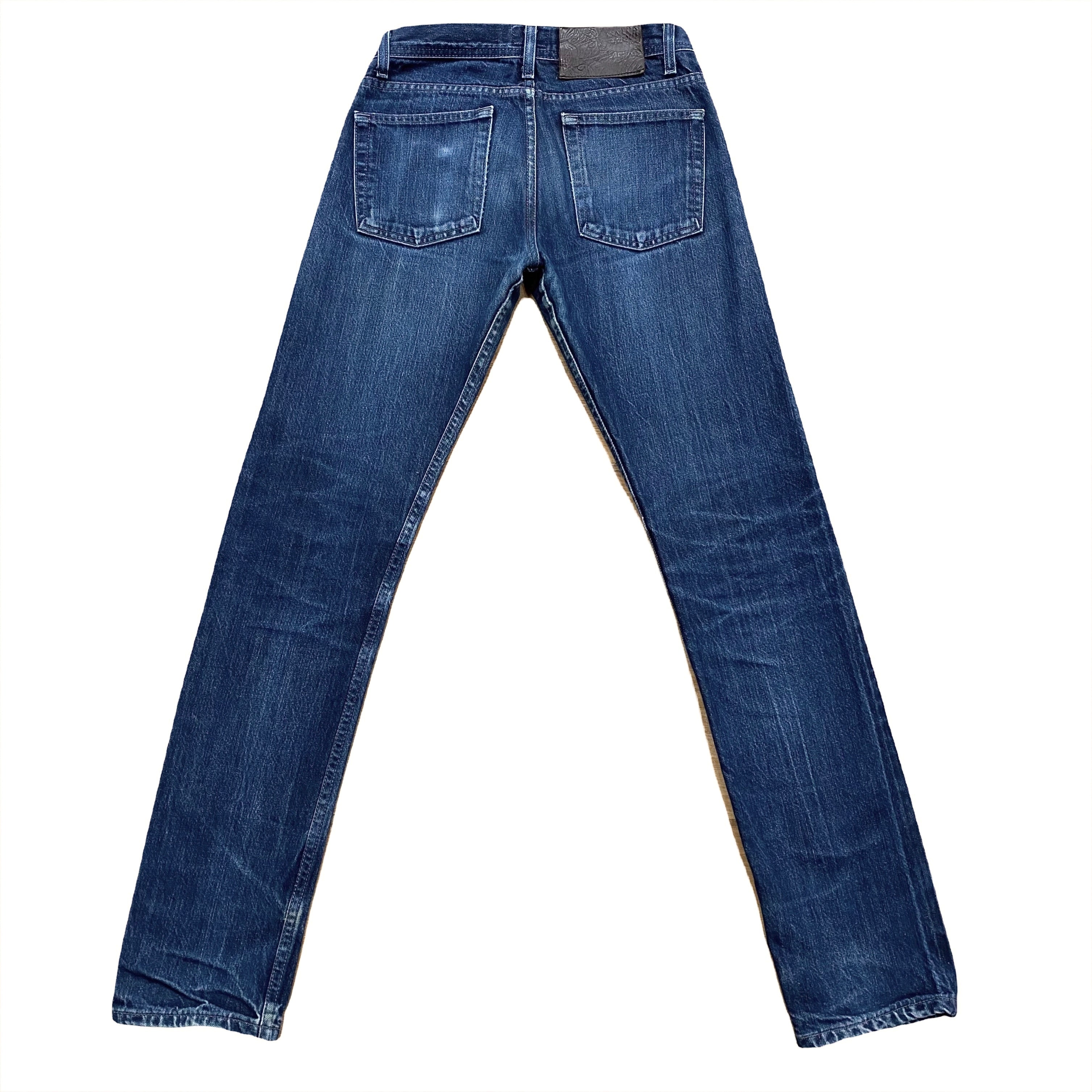 Naked & Famous WeirdGuy Indigo Selvedge Jeans 28