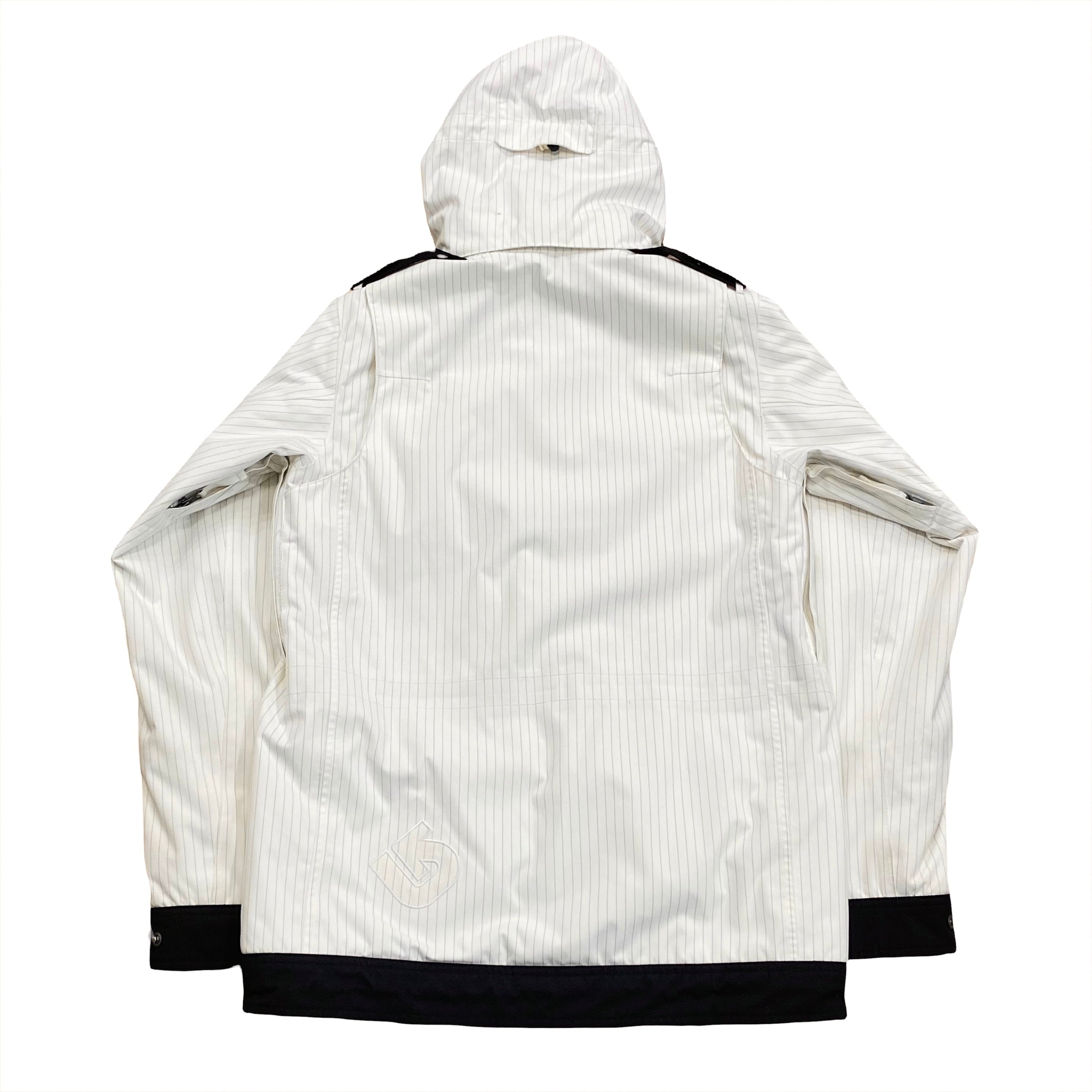 Burton The White Collection Heaven’s Reward Pinstripe Snowboard Jacket XS