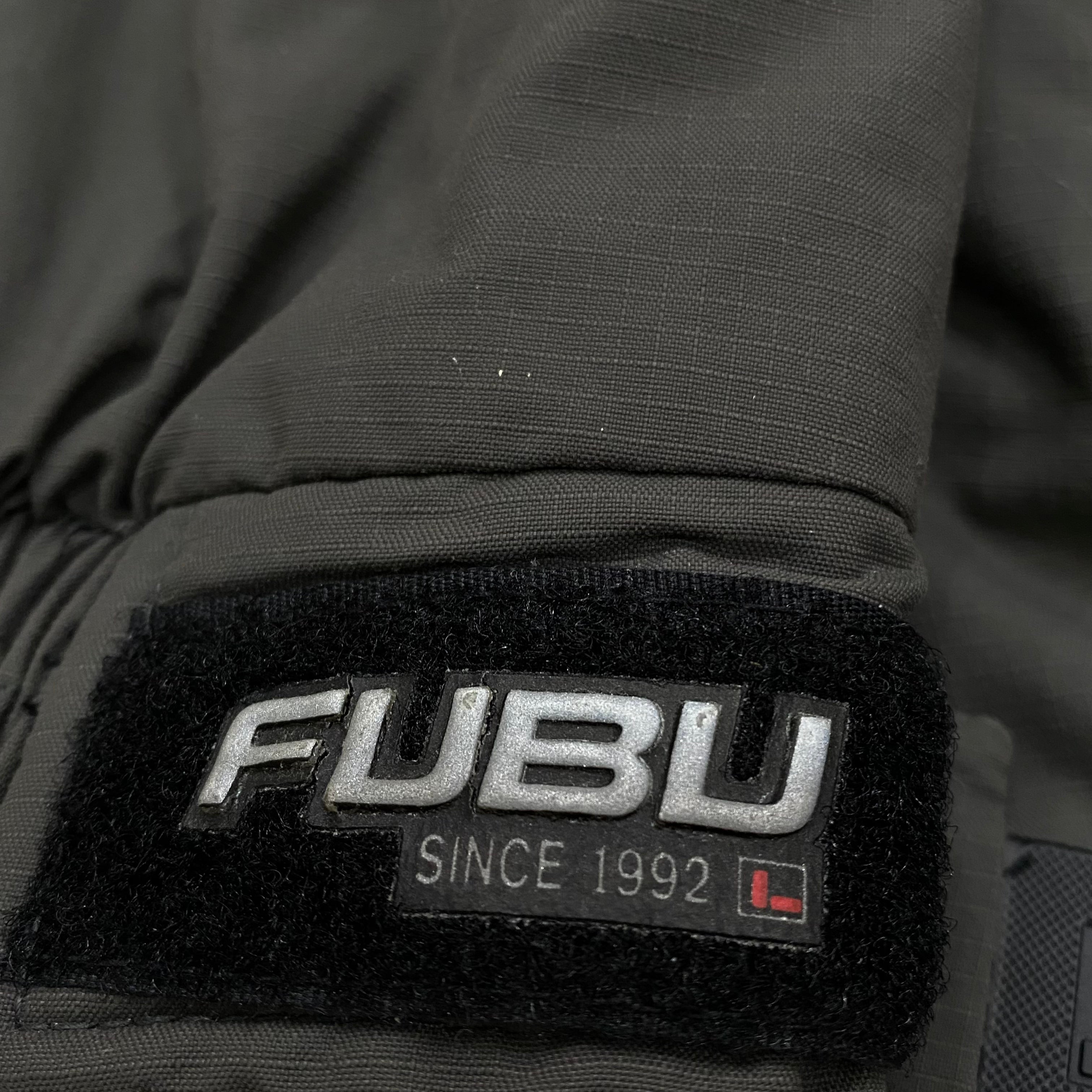 Vintage 2002 Fubu Collection Winter Ski Snowboard Jacket Men’s Large