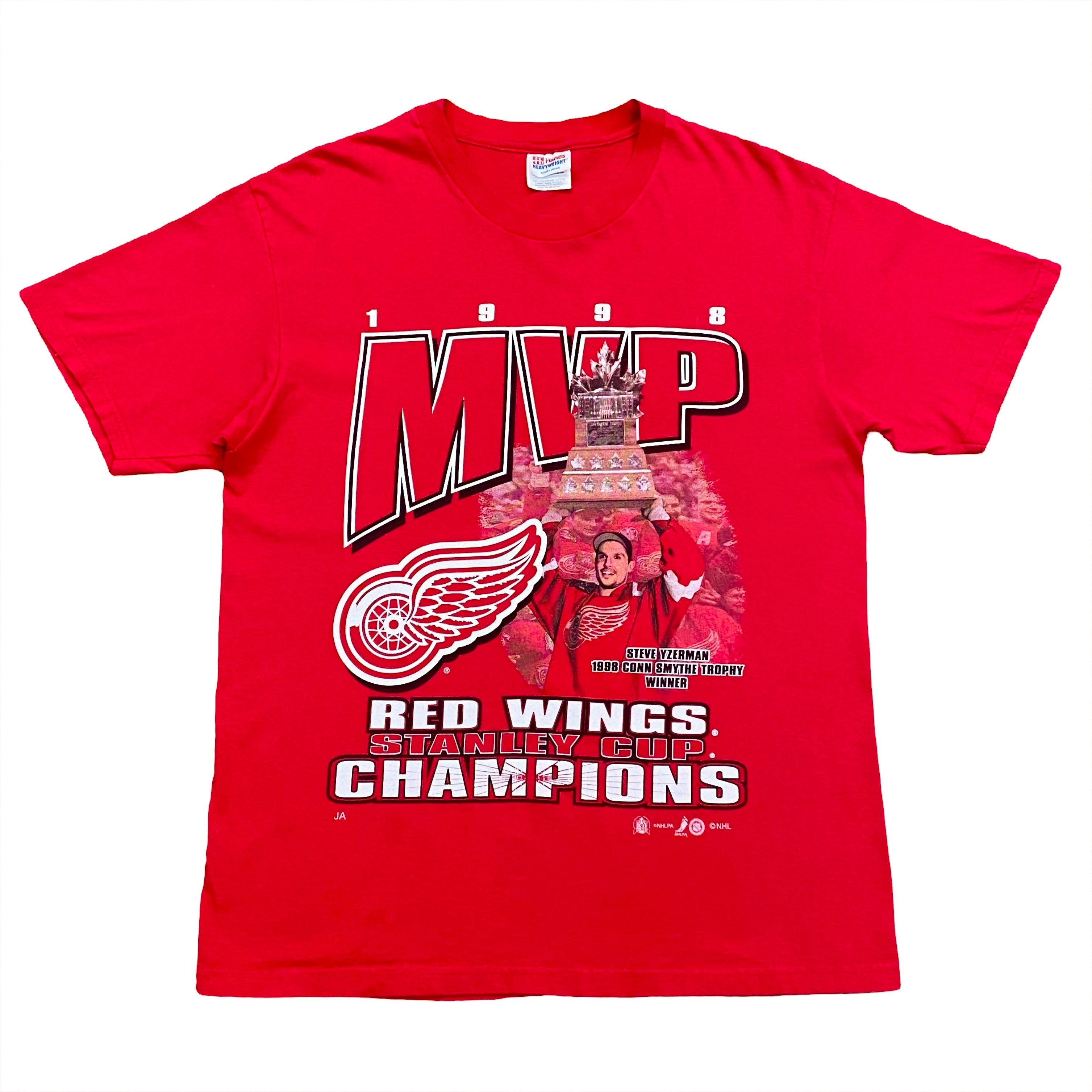 Vintage 1998 NHL Detroit Red Wings Stanley Cup Champions MVP Steve Yzerman T-Shirt Men’s Large