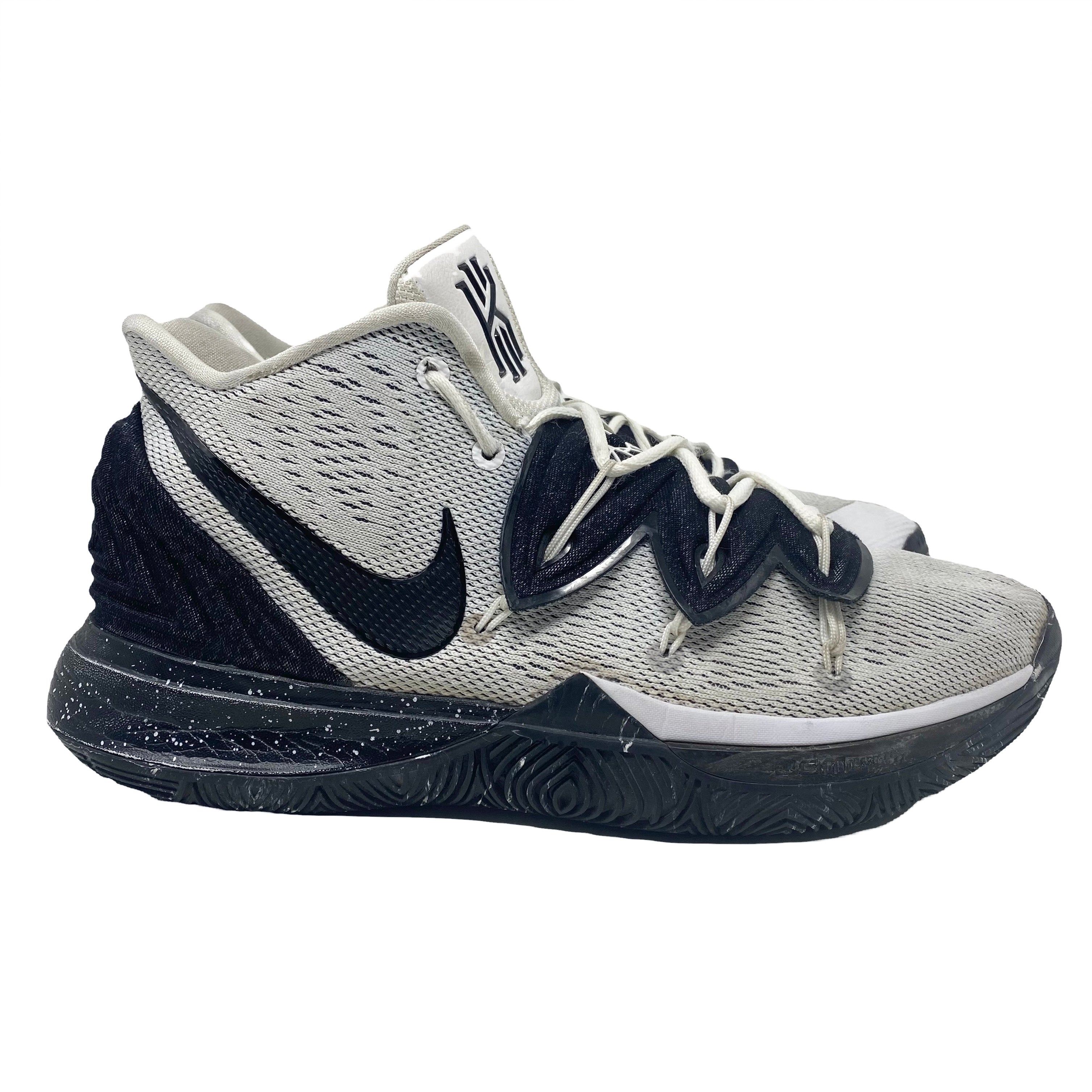 Nike Kyrie 5 Cookies And Cream AO2918-100 Oreo Basketball Sneakers 9 US