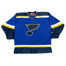 Load image into Gallery viewer, Vintage Pro Player NHL St. Louis Blues Blue Hockey Jersey Men’s XL
