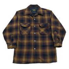 Load image into Gallery viewer, Vintage Sportsman By Cal-Made Wool Blend 3/4 Sleeve Button Up Shirt Small
