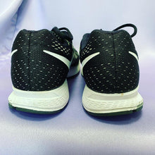 Load image into Gallery viewer, Nike Air Zoom Pegasus 32 749340-001 Running Shoes Men’s Size 8.5
