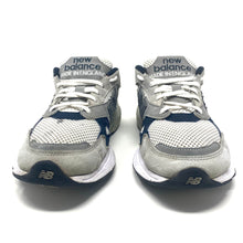 Load image into Gallery viewer, New Balance 920 M920NBR Made In England Sneakers Men’s Size 11
