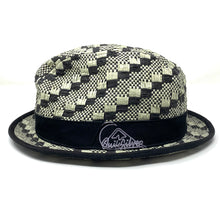 Load image into Gallery viewer, Vintage 90’s Quiksilver Woven Straw Checker Plaid Lined Pinch Front Fedora Hat Small/Medium (Like New)
