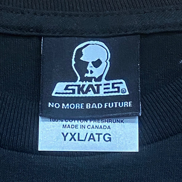 Skull Skates Retro Skateboarding T-Shirt Youth XL