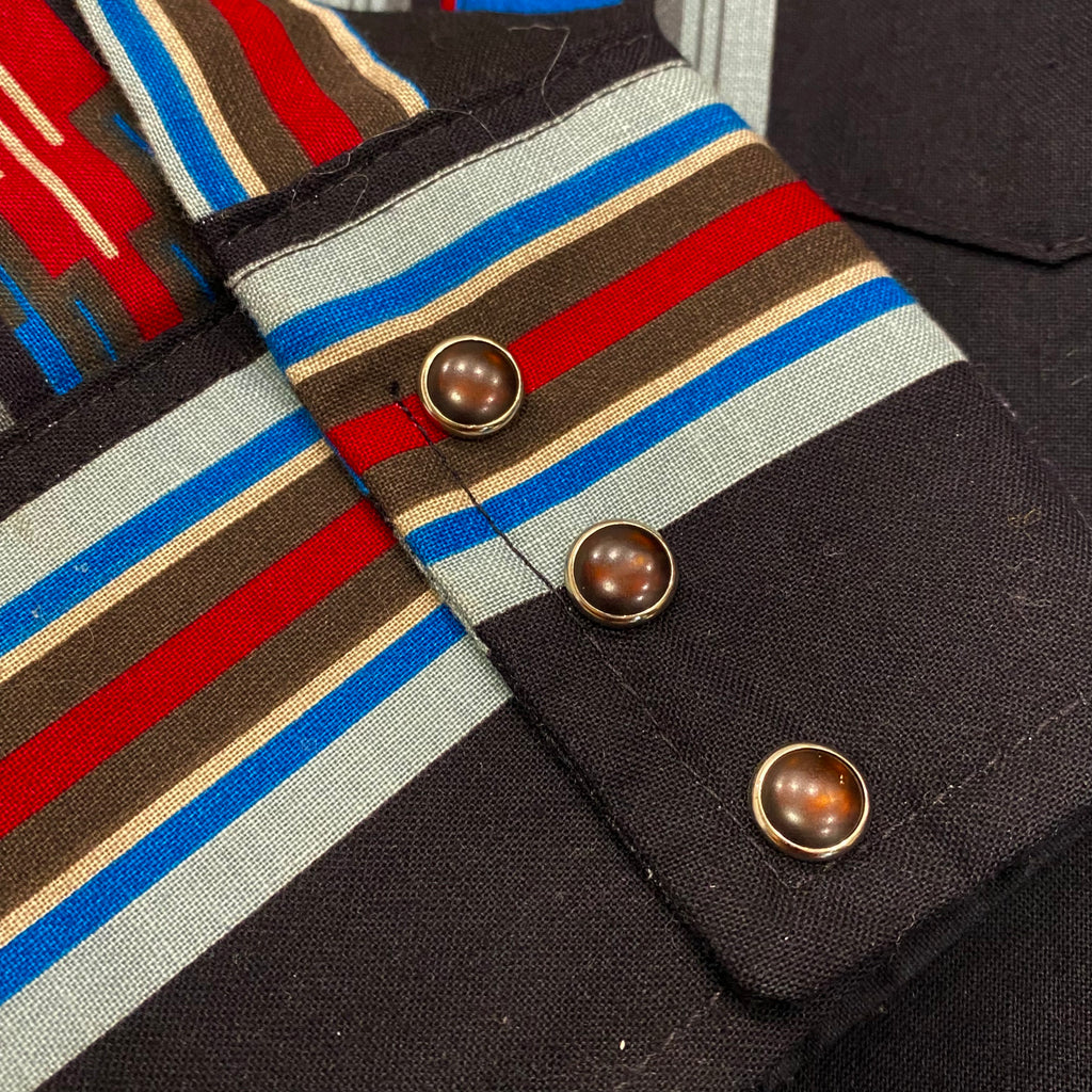 Vintage Wrangler X-Long Tails Aztec Western Pearl Snap Long Sleeve Shirt 16.5-34 (Like New)