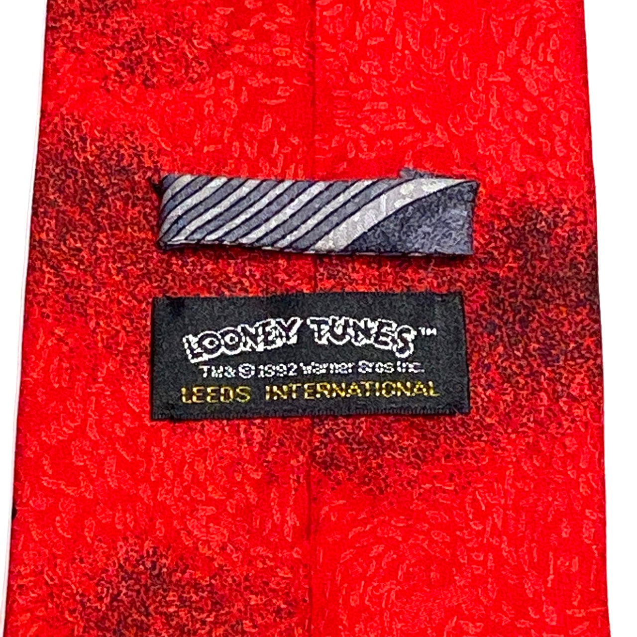 Trademark tag view of Vintage 1992 Looney Tunes Bugs Bunny Foghorn Leghorn Egghead Jr Baseball Necktie