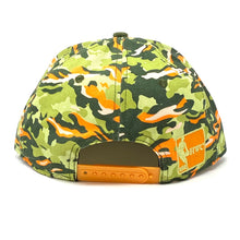 Load image into Gallery viewer, Rear view of Like New New Era NBA Miami Heat Camo Snapback Hat One Size
