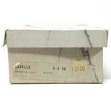 Load image into Gallery viewer, Vintage 90&#39;s Roberto Capucci Labelle High Heels Size 6.5 AA with Box
