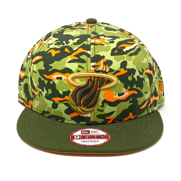 Front view of Like New New Era NBA Miami Heat Camo Snapback Hat One Size