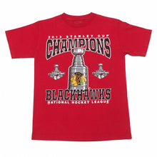 Load image into Gallery viewer, NHL Chicago Blackhawks 2013 Stanley Cup Champions T-Shirt Mens Small

