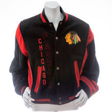 Load image into Gallery viewer, Vintage Chicago Blackhawks Black &amp; Red Jacket Men&#39;s L
