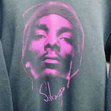 Load image into Gallery viewer, Snoop Dogg 2008 Sweatshirt Men’s Medium
