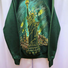Load image into Gallery viewer, Vintage 90’s New York Statue of Liberty Custom Glitter Sweatshirt Men’s XL
