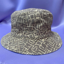 Load image into Gallery viewer, Nike Reversible Bucket Hat Small-Medium

