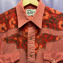 Load image into Gallery viewer, Vintage 90’s MWG Floral Pearl Snap Western Shirt Medium
