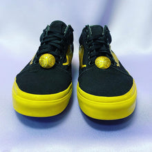 Load image into Gallery viewer, Vans x Harry Potter Golden Snitch Sneakers Men’s Size 7 Women’s Size 8.5
