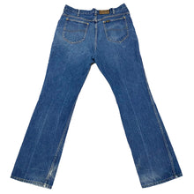 Load image into Gallery viewer, Vintage Lee Straight Leg Boot Cut Jeans 36x32
