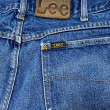 Load image into Gallery viewer, Vintage Lee Straight Leg Boot Cut Jeans 36x32

