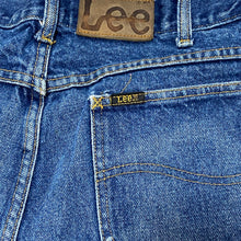 Load image into Gallery viewer, Vintage Lee Straight Leg Boot Cut Jeans 36x32
